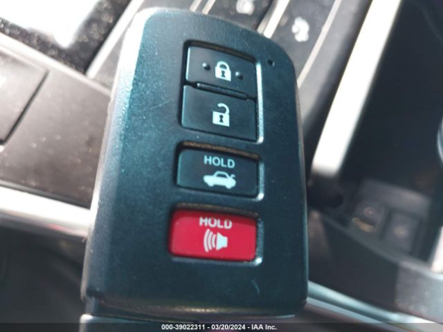 4T1BF1FK3GU550426 Toyota CAMRY SE