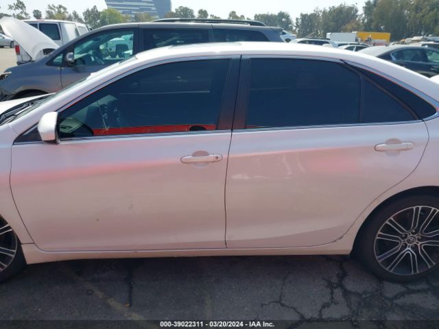 4T1BF1FK3GU550426 Toyota CAMRY SE
