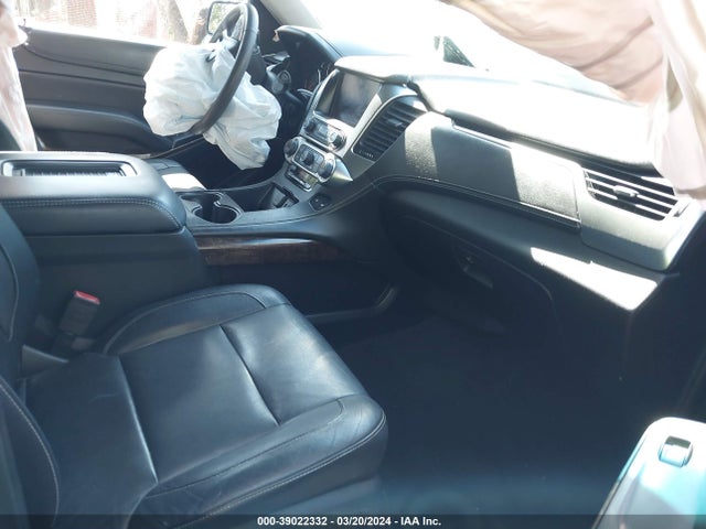 Chevrolet Suburban Lt 2017 1GNSKHKC4HR199884 Image 5