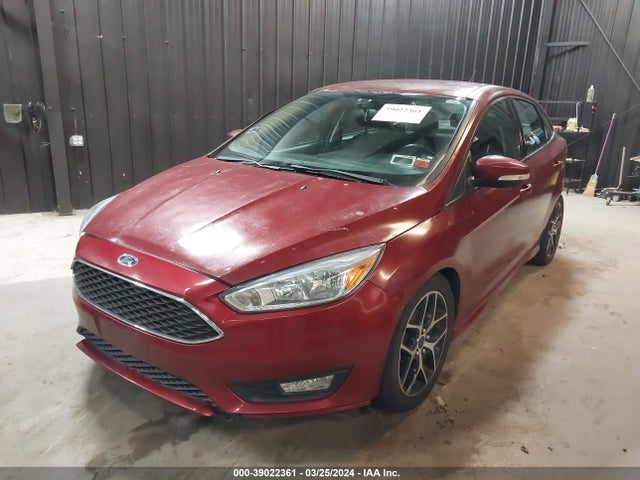 Ford FOCUS SE 2016 1FADP3F22GL262043 Image 2