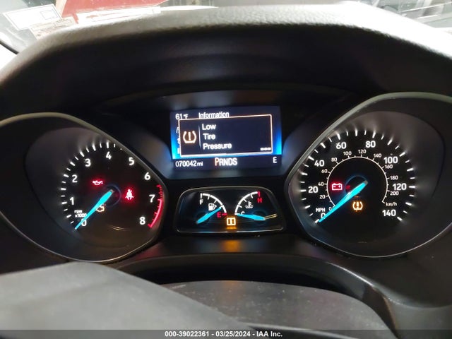 Ford FOCUS SE 2016 1FADP3F22GL262043 Image 7
