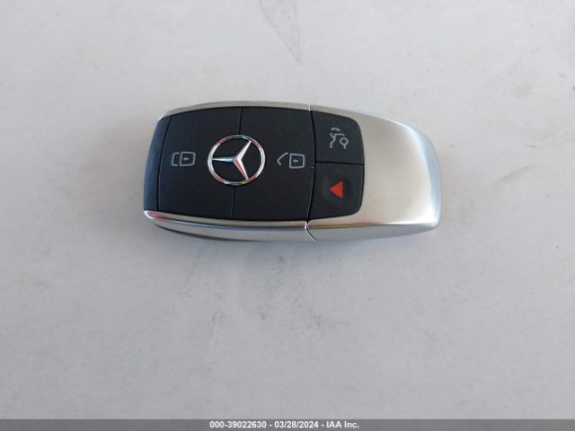 W1N4M4GB2NW255539 Mercedes-Benz GLB 250