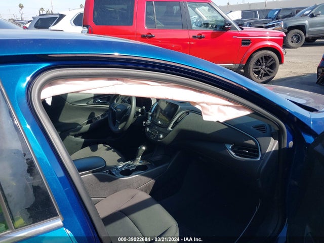 Chevrolet Malibu 1ls 2019 1G1ZB5ST0KF200830 Image 18