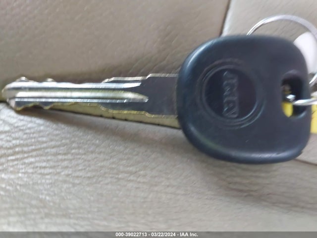 Chevrolet Tahoe Lt 2014 1GNSCBE01ER187909 Image 11