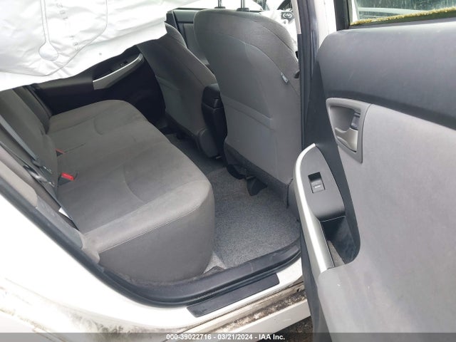 Toyota Prius Three 2015 JTDKN3DU1F1888091 Image 8