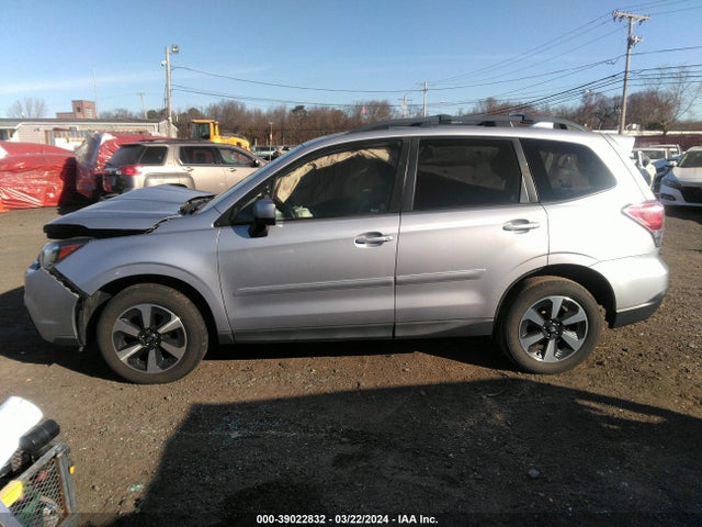 Subaru Forester 2.5i Premium 2017 JF2SJAEC9HH555025 Image 14