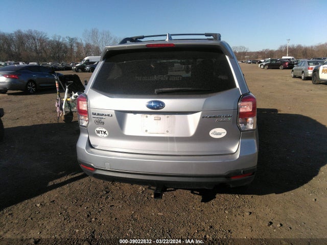 Subaru Forester 2.5i Premium 2017 JF2SJAEC9HH555025 Image 16
