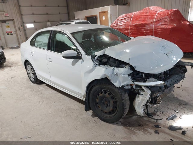 2017 3VW167AJ8HM282719 main image