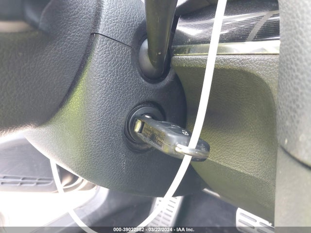 39022882 :رقم المزاد ، WVWHD7AJ1CW222720 vin ، 2012 Volkswagen Gti 4-door مزاد بيع