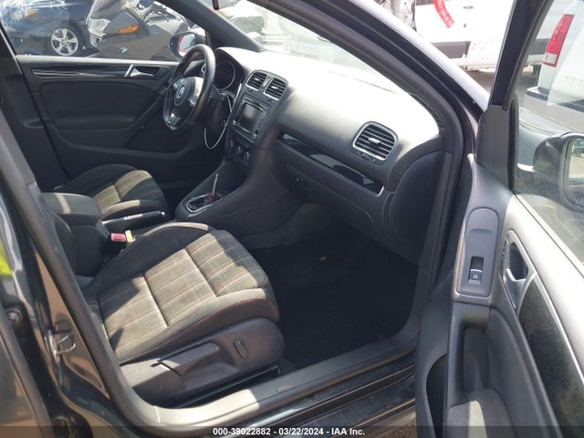 39022882 :رقم المزاد ، WVWHD7AJ1CW222720 vin ، 2012 Volkswagen Gti 4-door مزاد بيع