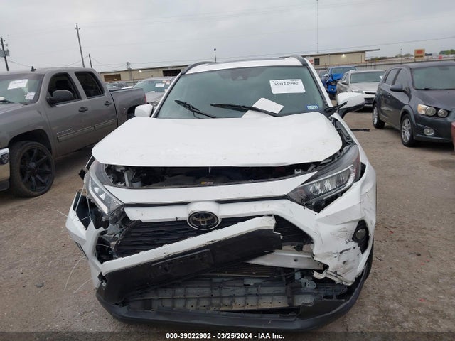 Toyota Rav4 Xle Premium 2019 JTMC1RFV0KD023842 Image 12