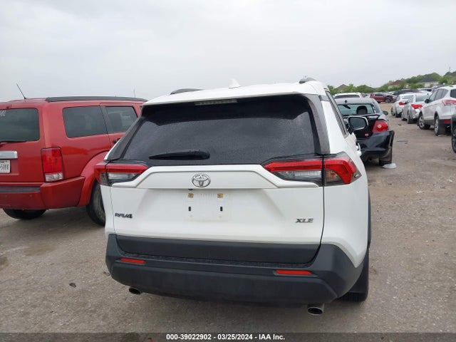 Toyota Rav4 Xle Premium 2019 JTMC1RFV0KD023842 Image 16