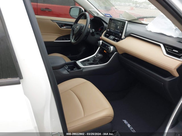 Toyota Rav4 Xle Premium 2019 JTMC1RFV0KD023842 Image 5