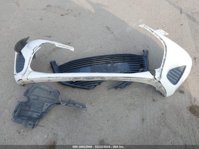 VNKKTUD39FA027316 Toyota YARIS L