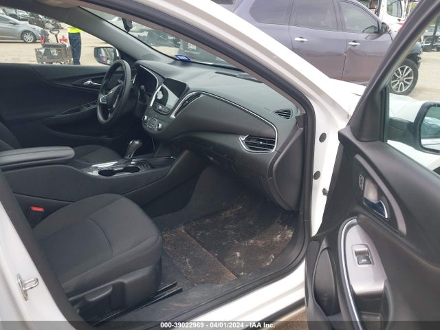 Chevrolet MALIBU LT 2019 1G1ZD5ST8KF180093 Image 5