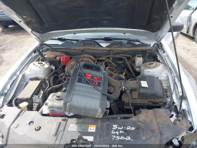 1ZVBP8AM1E5270222 Ford Mustang V6