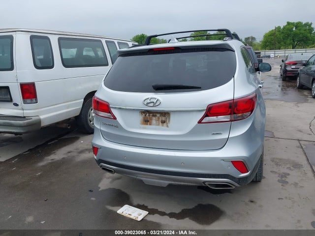 Hyundai Santa Fe Se Ultimate 2017 KM8SR4HF2HU184596 Image 16