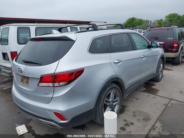 Hyundai Santa Fe Se Ultimate 2017 KM8SR4HF2HU184596 Image 4