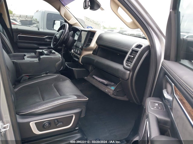 1C6SRFJTXKN773517 RAM 1500 Laramie  4x4 5'7 Box