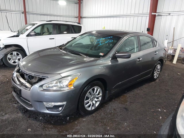 Nissan Altima 2.5 S 2015 1N4AL3AP8FN377766 Image 2