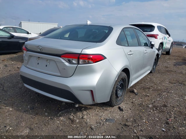 Toyota COROLLA LE 2022 5YFEPMAE9NP360870 Image 4