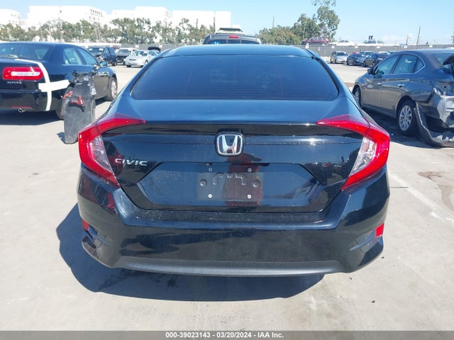 Honda Civic Lx 2018 2HGFC2F59JH574630 Image 16