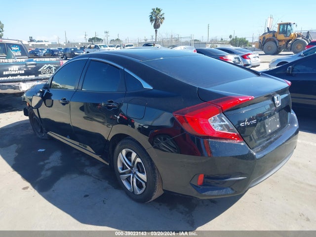 Honda Civic Lx 2018 2HGFC2F59JH574630 Image 3