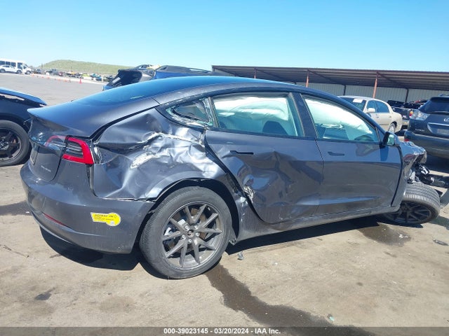 5YJ3E1EB7NF232375 Tesla Model 3 Long Range Dual Motor All-wheel Drive