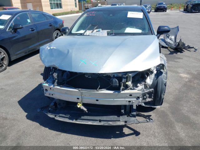4T1B61HK0KU207725 Toyota CAMRY XSE