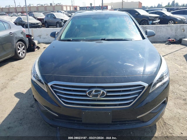 Hyundai SONATA SE 2017 5NPE24AF3HH535767 Image 13