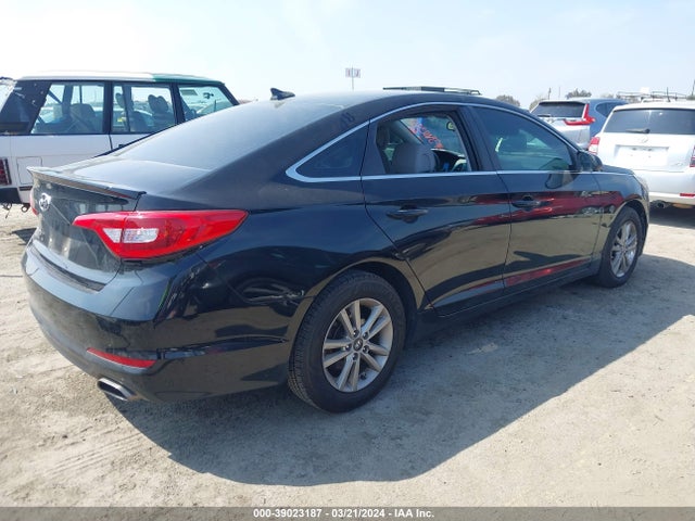 Hyundai SONATA SE 2017 5NPE24AF3HH535767 Image 4