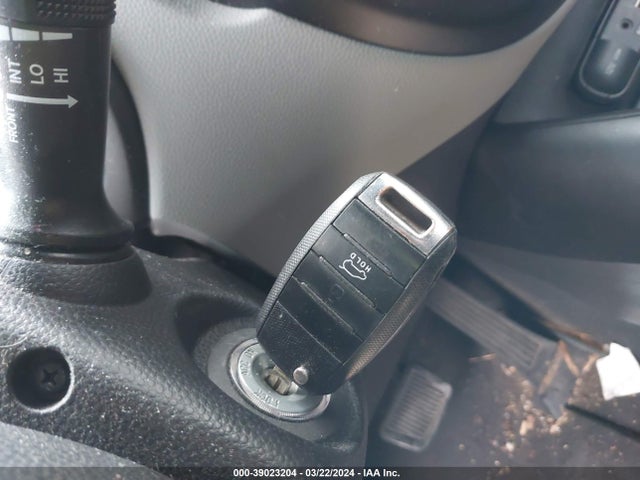 KIA Soul 2017 KNDJN2A26H7444200 Image 11