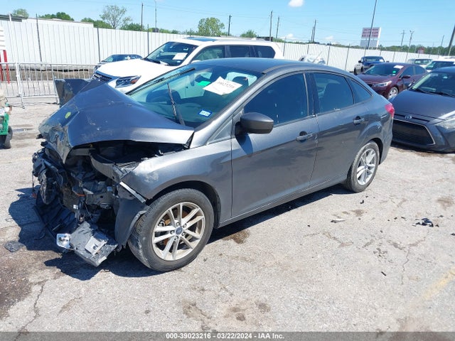 Ford FOCUS SE 2018 1FADP3F24JL259152 Image 2