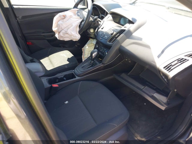 Ford FOCUS SE 2018 1FADP3F24JL259152 Image 5