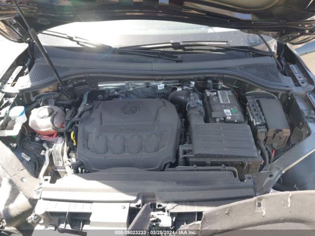 3VVCB7AX8PM122593 Volkswagen Tiguan 2.0t Se R-line Black