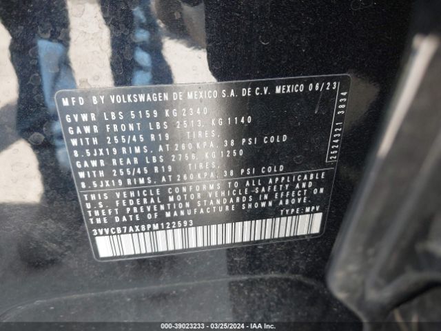 3VVCB7AX8PM122593 Volkswagen Tiguan 2.0t Se R-line Black