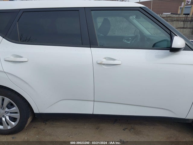 KIA SOUL LX 2020 KNDJ23AU9L7022804 Image 13