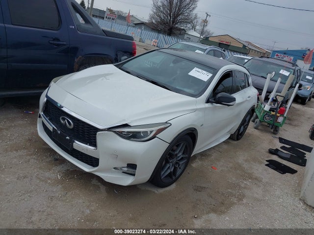 SJKCH5CPXHA019475 Infiniti Qx30 Sport