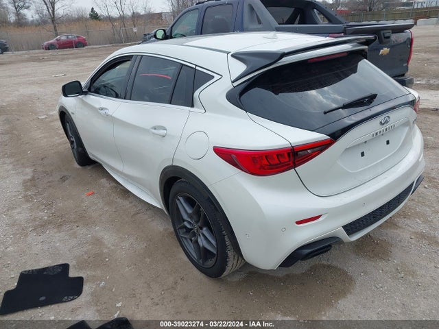 SJKCH5CPXHA019475 Infiniti Qx30 Sport