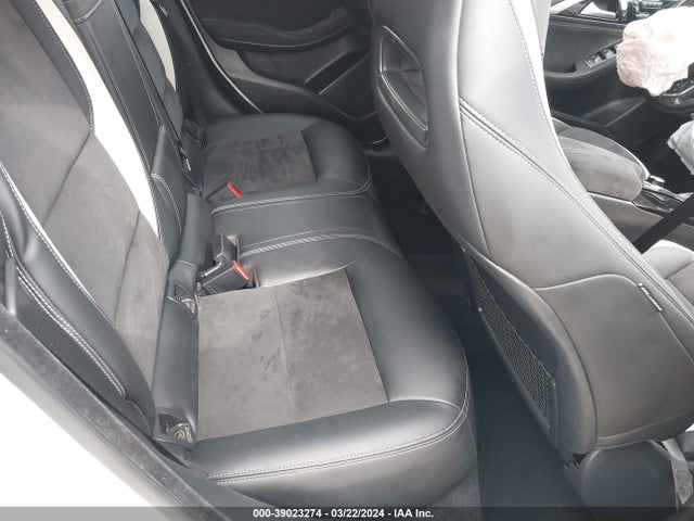 SJKCH5CPXHA019475 Infiniti Qx30 Sport