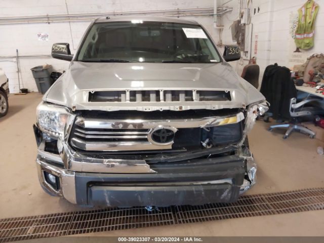 5TFUW5F18HX663543 Toyota Tundra Sr5 5.7l V8