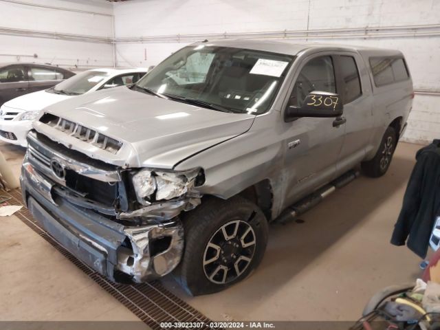 5TFUW5F18HX663543 Toyota Tundra Sr5 5.7l V8