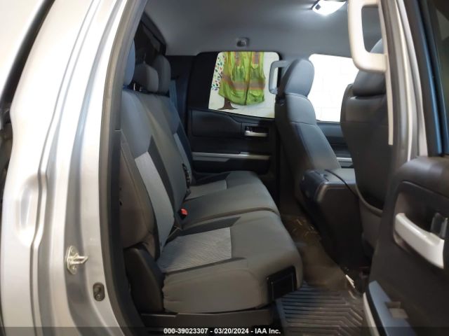 5TFUW5F18HX663543 Toyota Tundra Sr5 5.7l V8