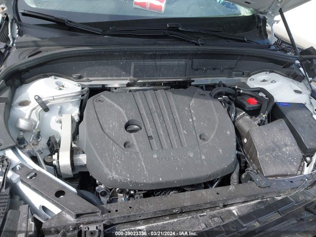 YV4L12RK3R1775326 Volvo Xc60 B5 Core Dark Theme