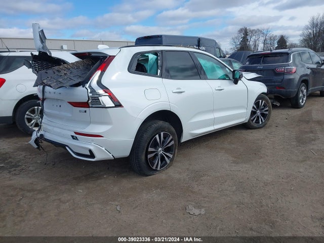 YV4L12RK3R1775326 Volvo Xc60 B5 Core Dark Theme