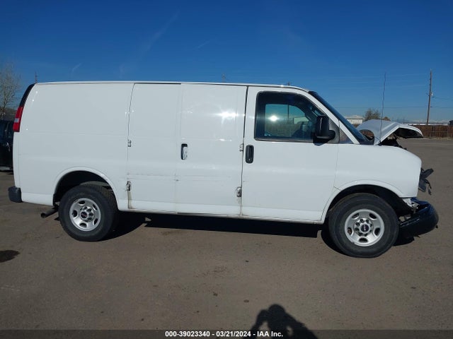 GMC Savana 2500 Work Van 2016 1GTW7AFF4G1154044 Image 13