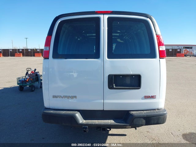 GMC Savana 2500 Work Van 2016 1GTW7AFF4G1154044 Image 16