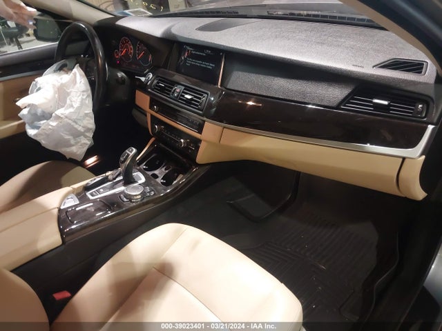 BMW 535i Xdrive 2016 WBA5B3C54GG255306 Image 5