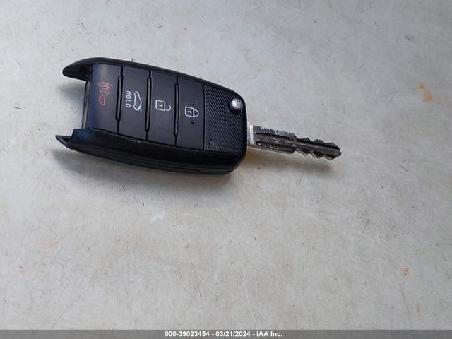 KIA FORTE LX 2017 3KPFK4A7XHE124609 Image 11