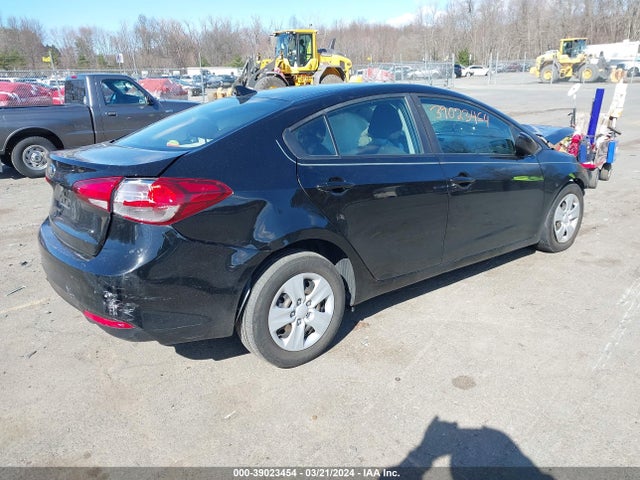 KIA FORTE LX 2017 3KPFK4A7XHE124609 Image 4
